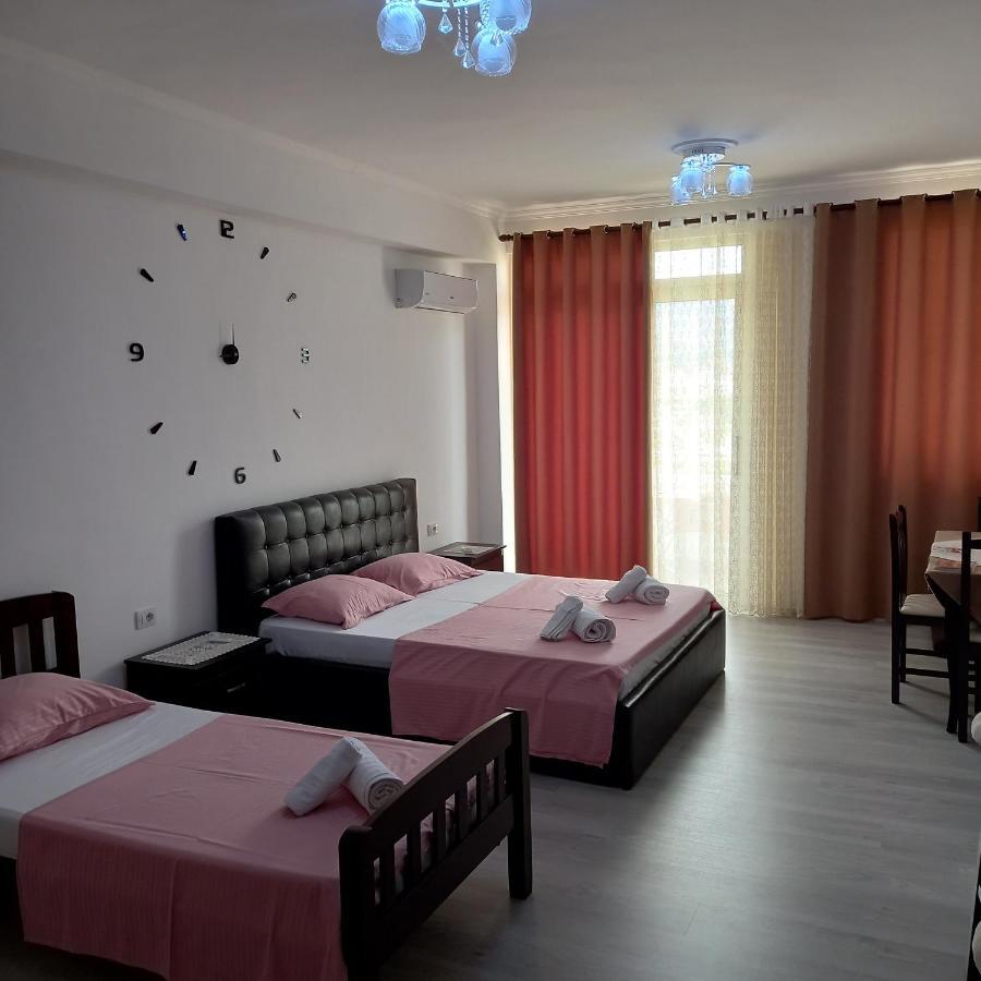 Vladimir Estate Hotel Gjirokastër Extérieur photo