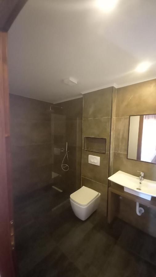 Vladimir Estate Hotel Gjirokastër Extérieur photo