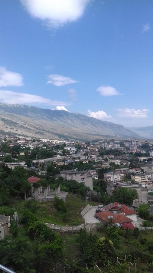 Vladimir Estate Hotel Gjirokastër Extérieur photo